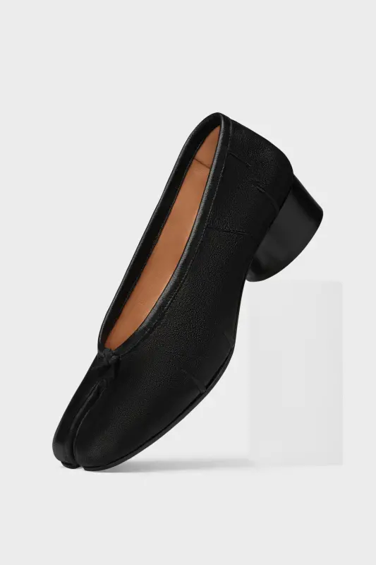 Maison Margiela Black Leather Heeled Tabi Ballerina Flats| Maison Margiela Black online